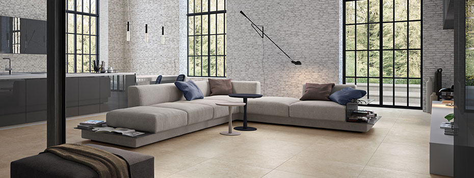 Kche und Essbereich mit Fliesen